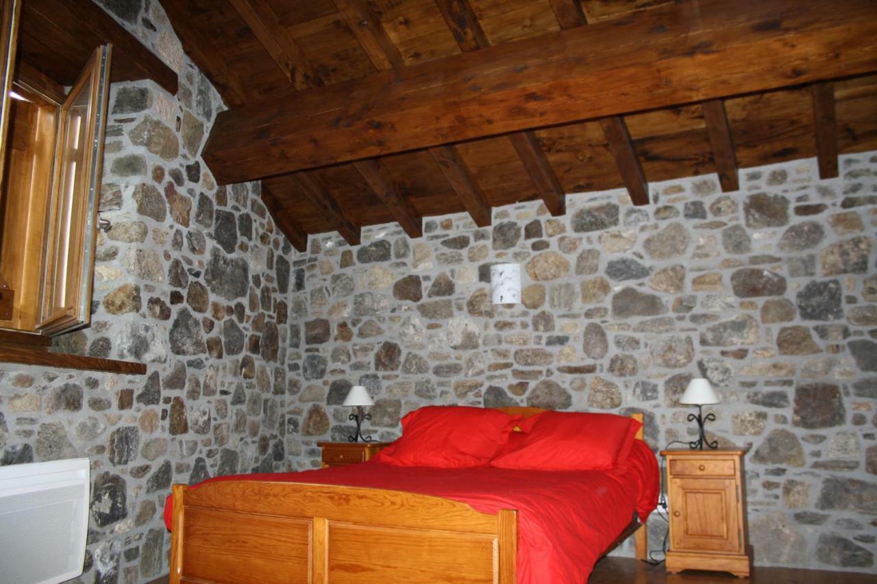 La Forge D'Andribet Axiat Exterior foto